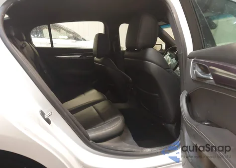 2020 Cadillac Ct5 Luxury z USA, uszkodzony, nr VIN 1G6DS5RK2L0155668